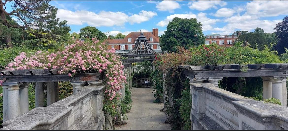 Hampstead Opulence Apartment - Luxurious Split Level Property London Kültér fotó